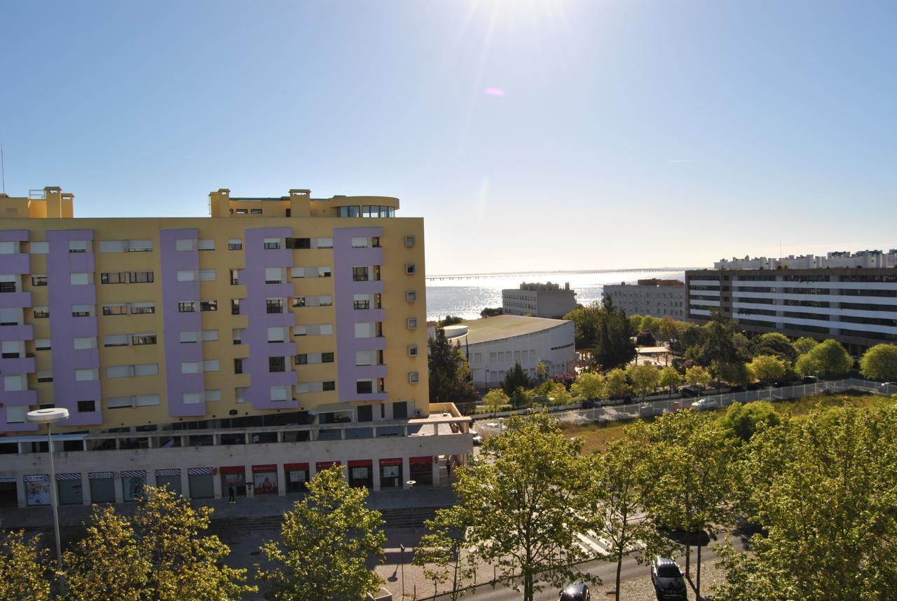 Parque Nacoes Prime Apartments 16 - 3 Quartos Lisbon Bagian luar foto
