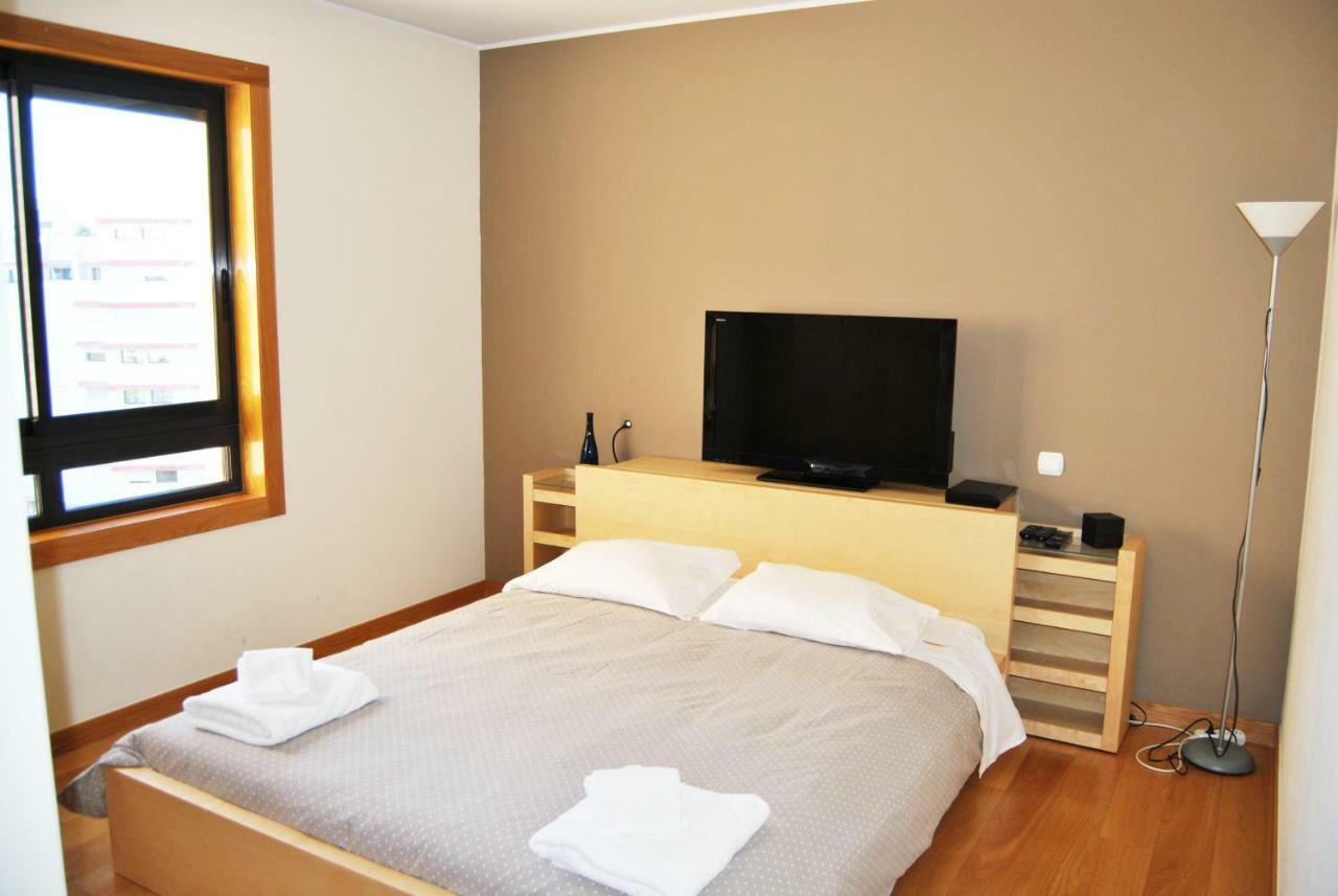 Parque Nacoes Prime Apartments 16 - 3 Quartos Lisbon Bagian luar foto