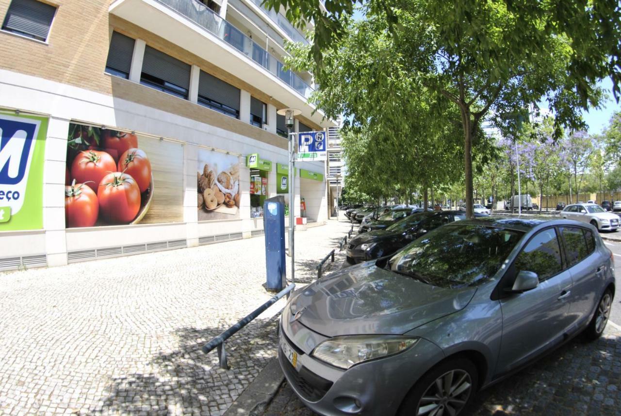 Parque Nacoes Prime Apartments 16 - 3 Quartos Lisbon Bagian luar foto